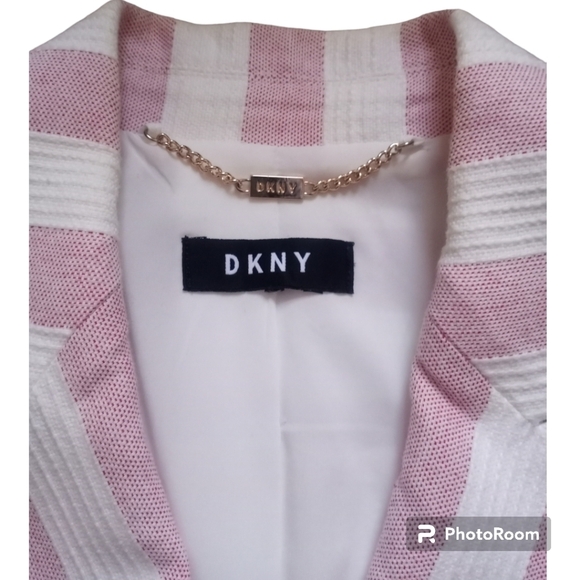 DKNY Pink and White Striped Blazer Size 4P - Picture 2 of 15